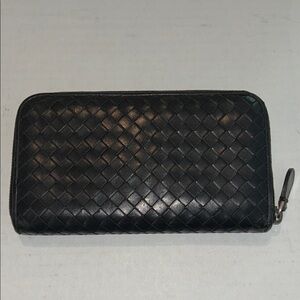 Bottega Veneta Intrecciato Black Woven Leather Zip-Around Continental Wallet